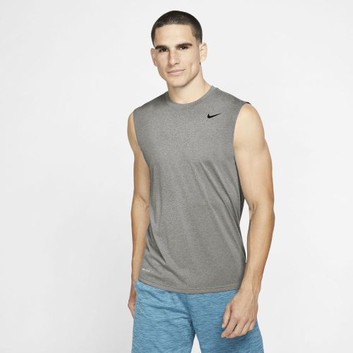 718835 063 NikeDri FitLegendMen sTrainingTank 3