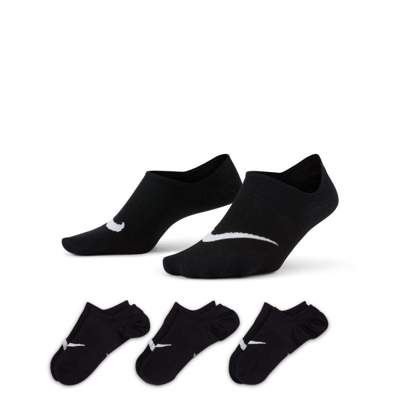 SX5277 011 NikeEverydayPlusLightweightTrainingFootieSocks 2