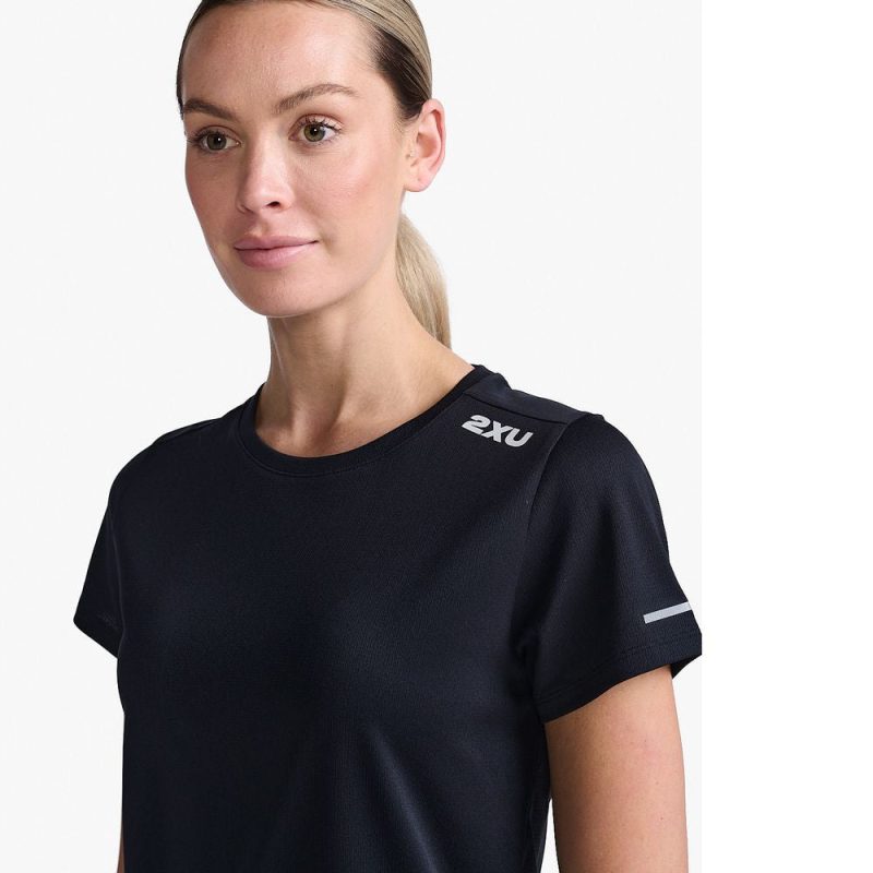 WR6565A BLKSRF 2XU 20Aero 20Women s 20Tee 23 web